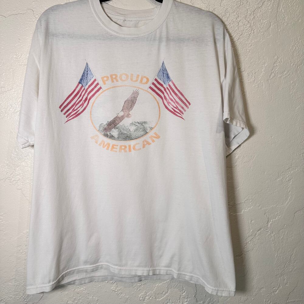 Vintage Proud American T-Shirt Large Flags Eagle Mountains Faded Well Loved